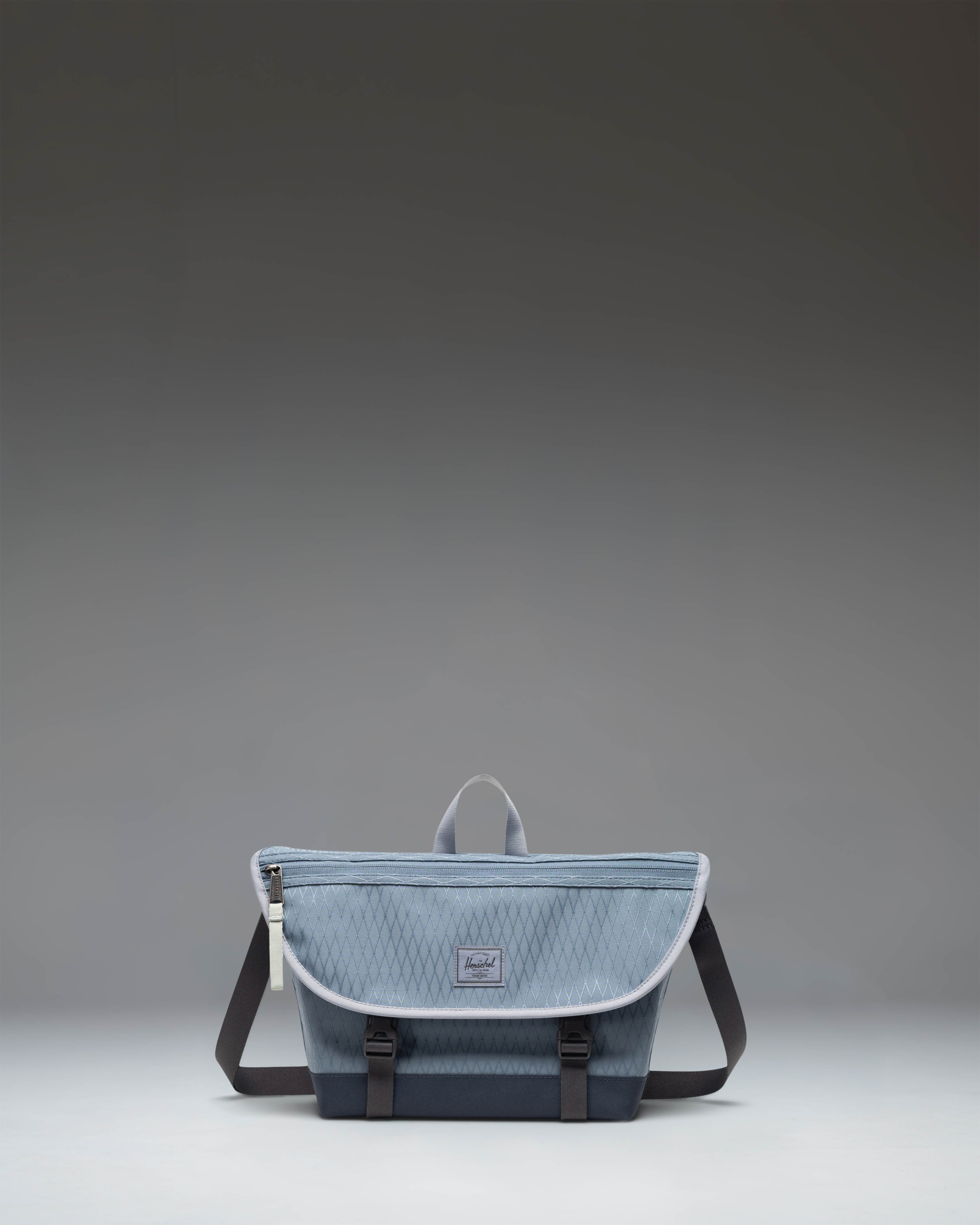 Cove Messenger Small